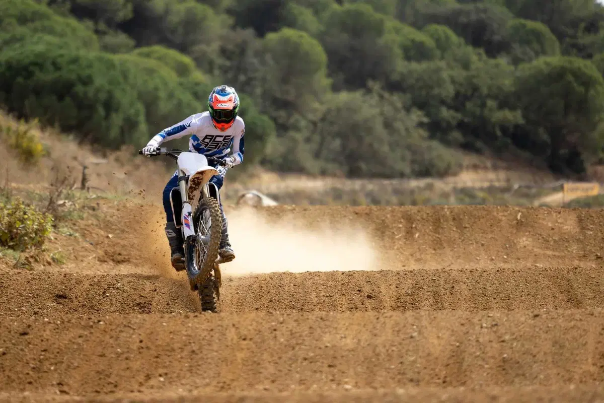 Yamaha YZ250F 2024: tanta confidenza in sella (13)