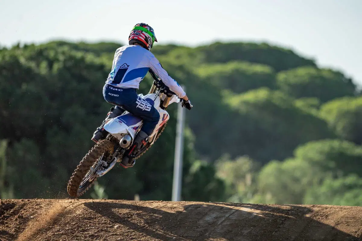 Yamaha YZ250F 2024: tanta confidenza in sella (21)