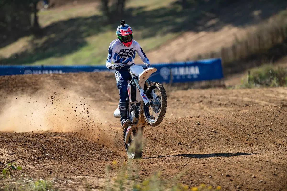 Yamaha YZ250F 2024: tanta confidenza in sella (25)