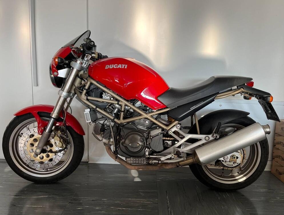 Ducati Monster 900 (3)