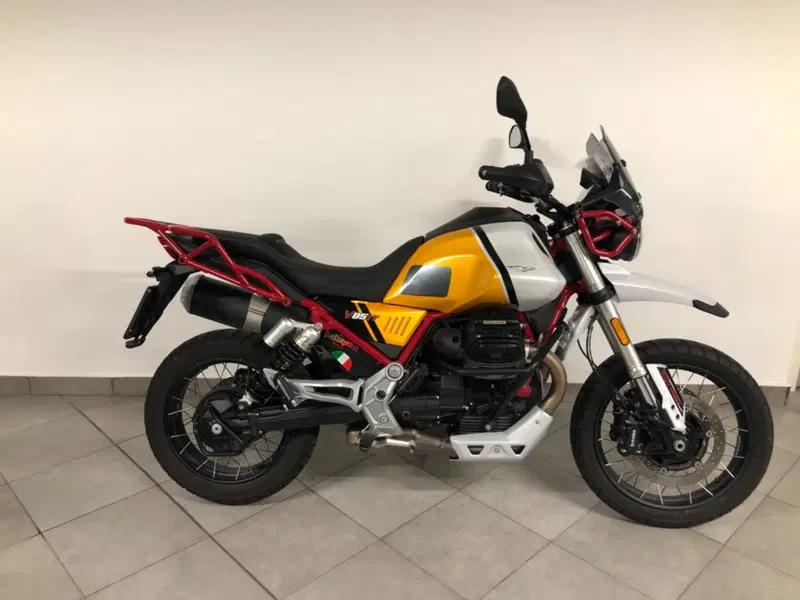 Moto Guzzi V85 TT Evocative Graphics (2021 - 23)