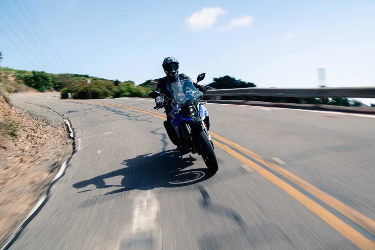 Suzuki svela la V-Strom 800 SE con anteriore da 19: dettagli, prezzo e disponibilità (14)