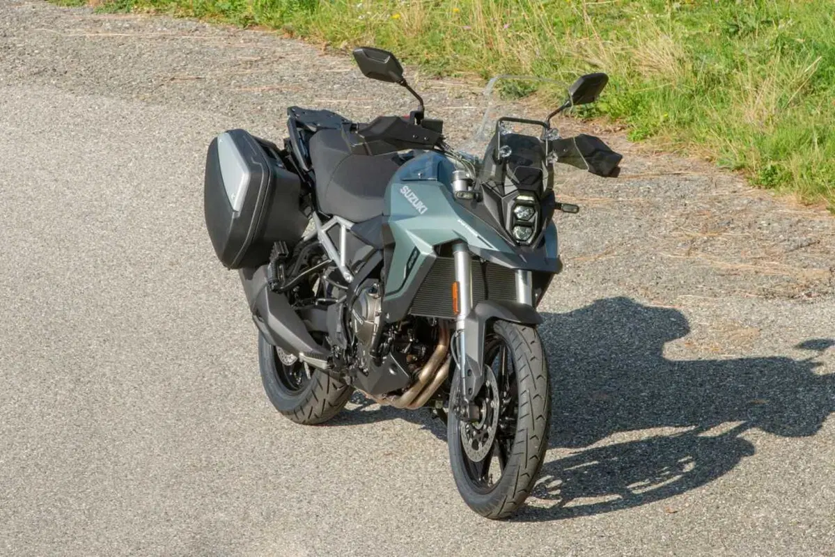Suzuki svela la V-Strom 800 SE con anteriore da 19: dettagli, prezzo e disponibilità (34)