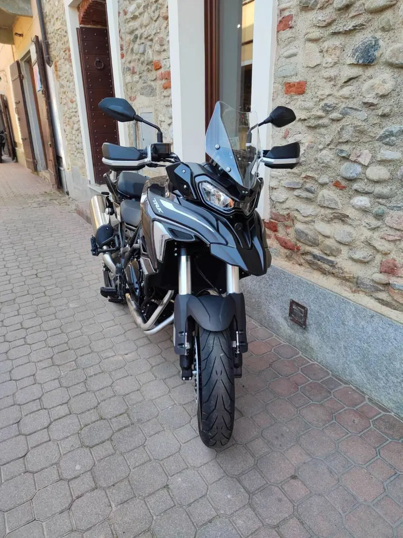 Benelli TRK 702 (2023 - 25) (3)