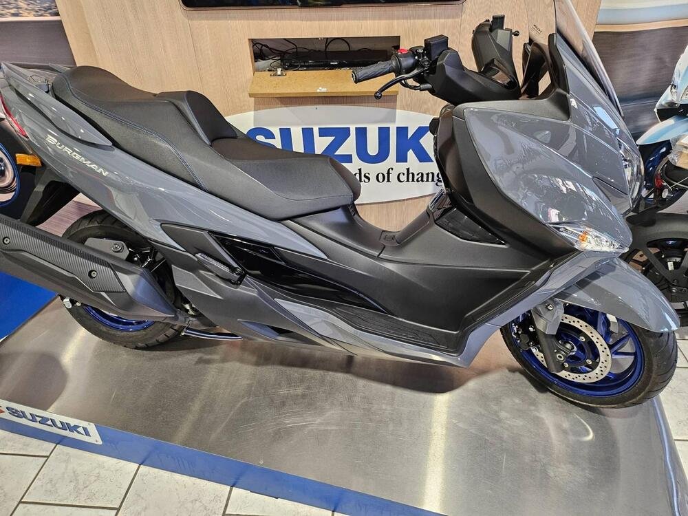 Suzuki Burgman 400 (2022 - 24) (2)