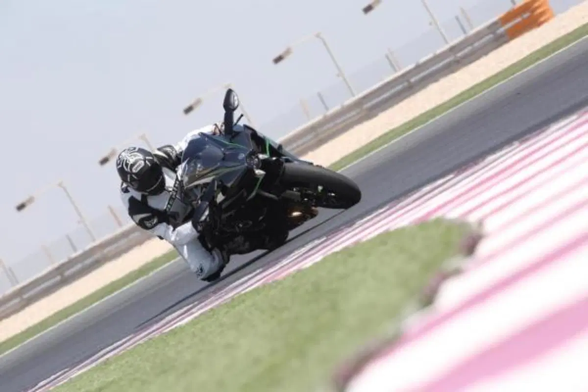 Kawasaki H2 ed H2R (5)