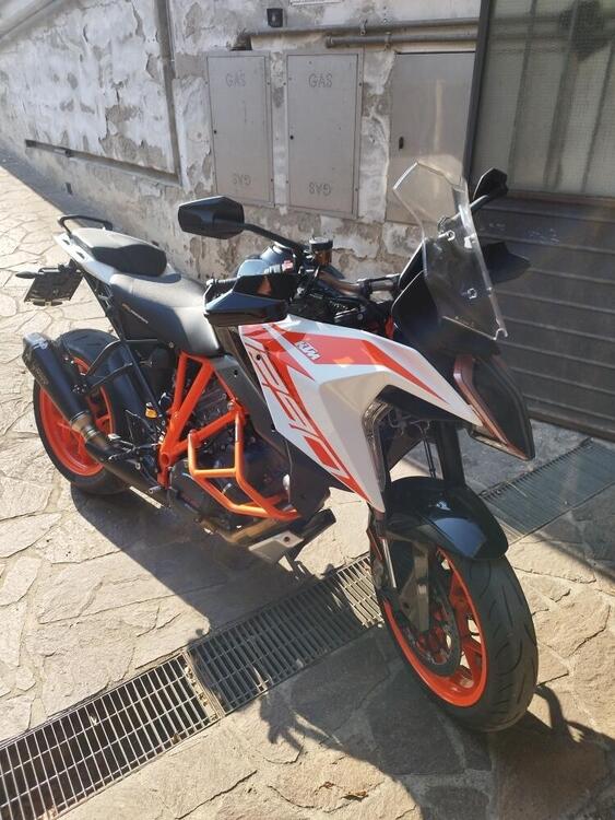 KTM 1290 Super Duke GT (2019 - 20)