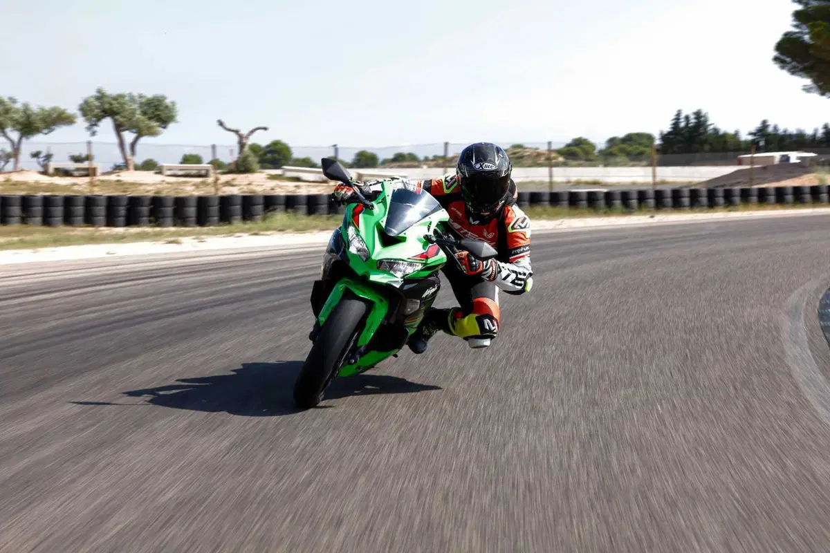 Kawasaki Ninja ZX-4RR TEST: a 15.000 giri tutto è più bello (28)