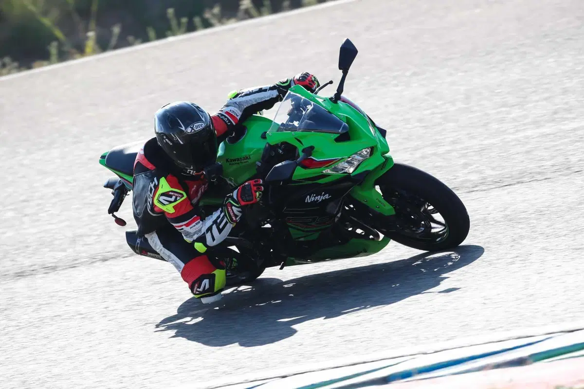 Kawasaki Ninja ZX-4RR TEST: a 15.000 giri tutto è più bello (39)