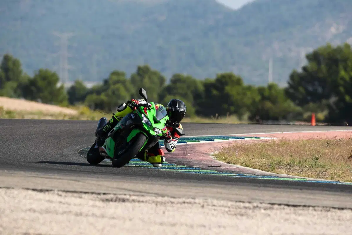 Kawasaki Ninja ZX-4RR TEST: a 15.000 giri tutto è più bello (43)