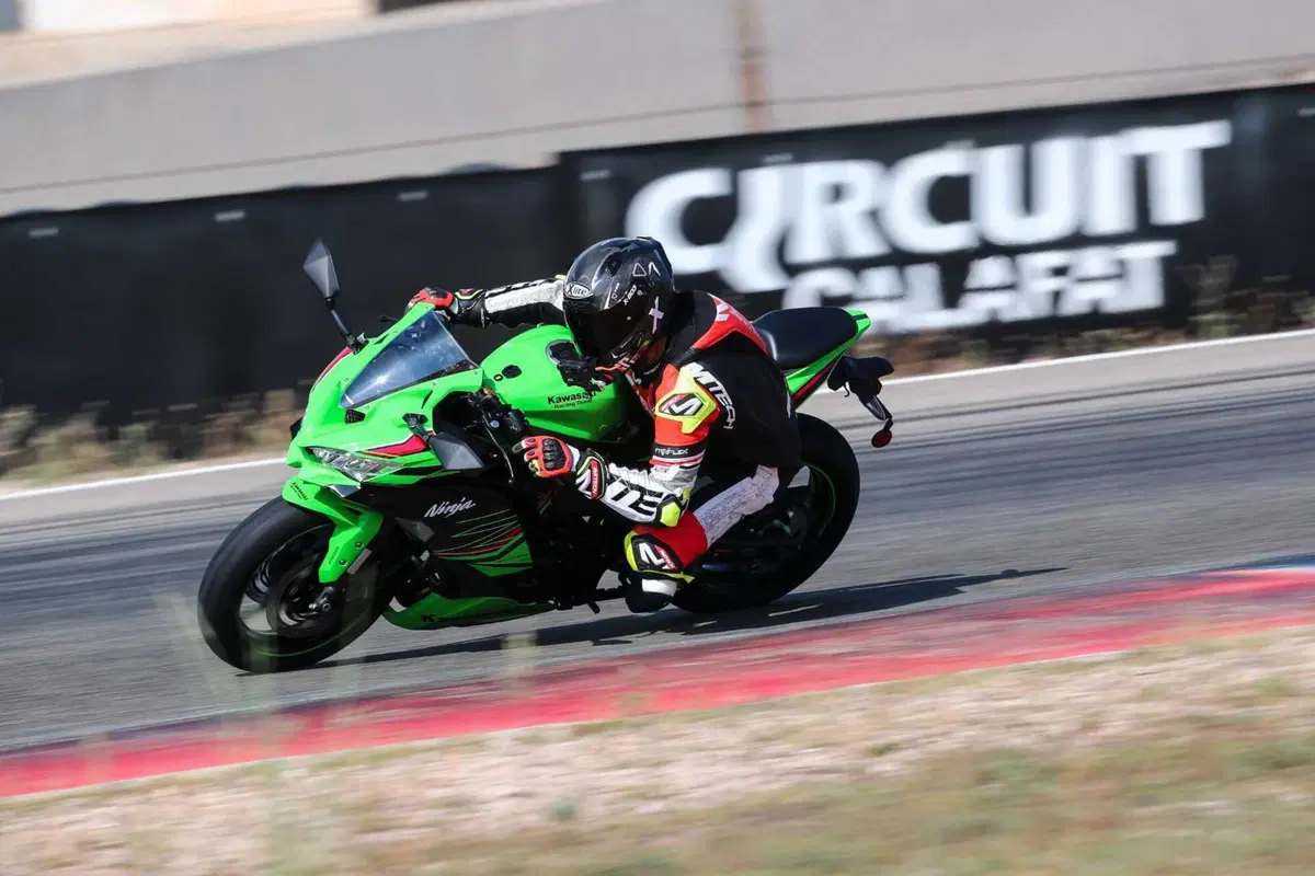Kawasaki Ninja ZX-4RR TEST: a 15.000 giri tutto è più bello (63)