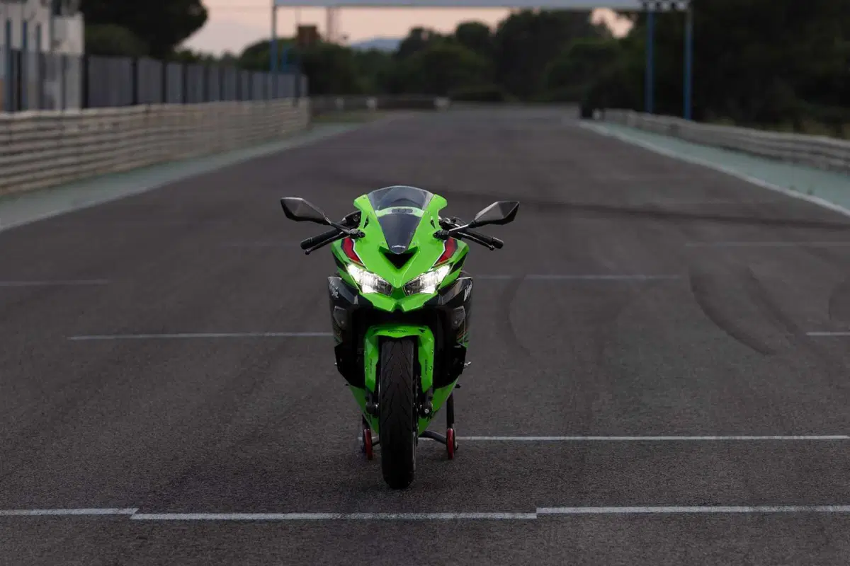 Kawasaki Ninja ZX-4RR TEST: a 15.000 giri tutto è più bello (85)