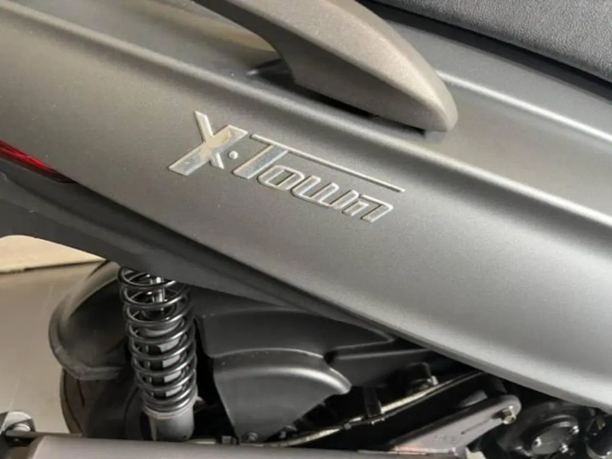 Kymco X-Town 300i ABS (2016 - 20) (3)