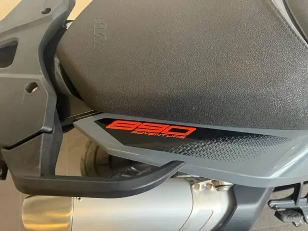 KTM 890 Adventure (2023 - 26) (5)