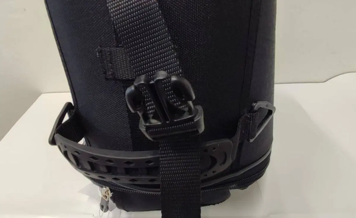 Borsa serbatoio California 1400 Moto Guzzi (4)