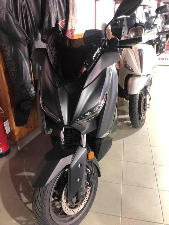 Yamaha X-Max 400 Iron Max (2019 - 20)