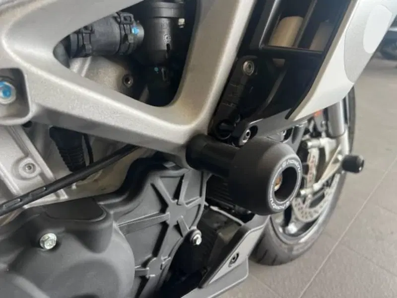 Aprilia Tuono V4 (2021 - 24) (5)