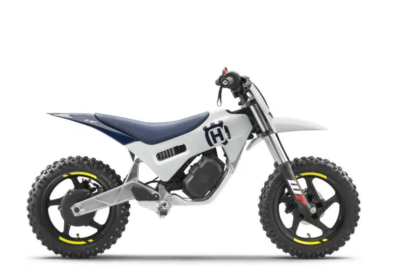 Husqvarna EE 2 EE 2 (2024 - 26) (2)