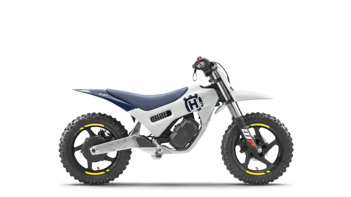 Husqvarna EE 2 EE 2 (2024 - 27) (3)