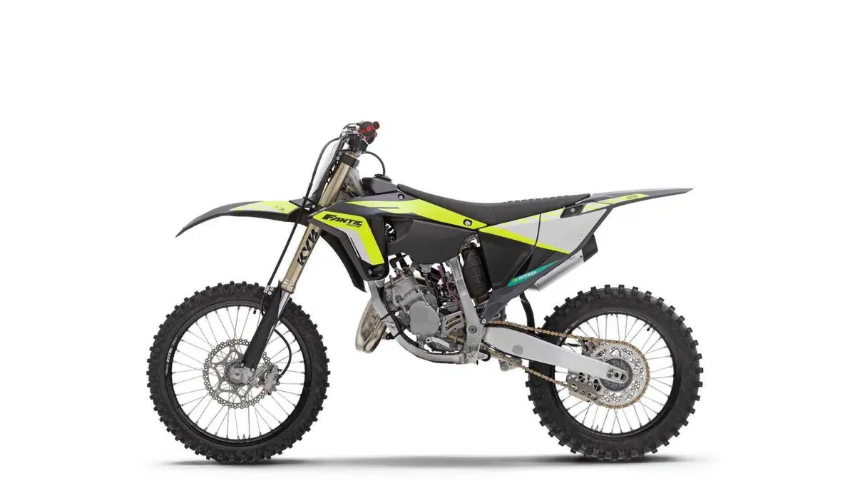 Fantic Motor XX 125 XX 125 Black Edition 2T (2024) (4)