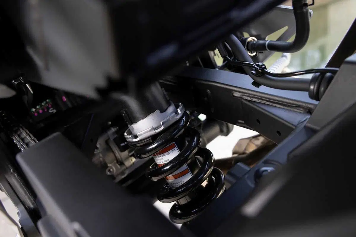 Kawasaki Ninja 7 Hybrid: il TEST della prima moto ibrida al mondo! (27)
