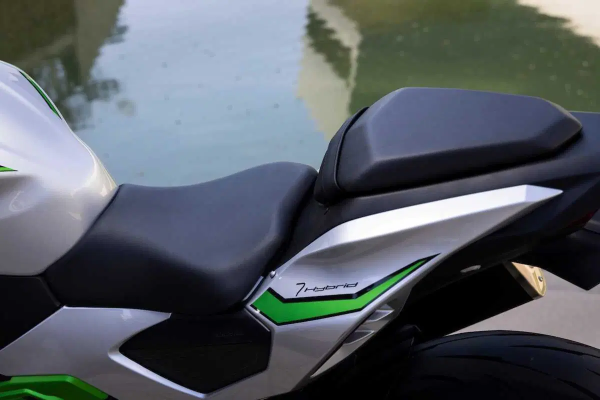 Kawasaki Ninja 7 Hybrid: il TEST della prima moto ibrida al mondo! (30)