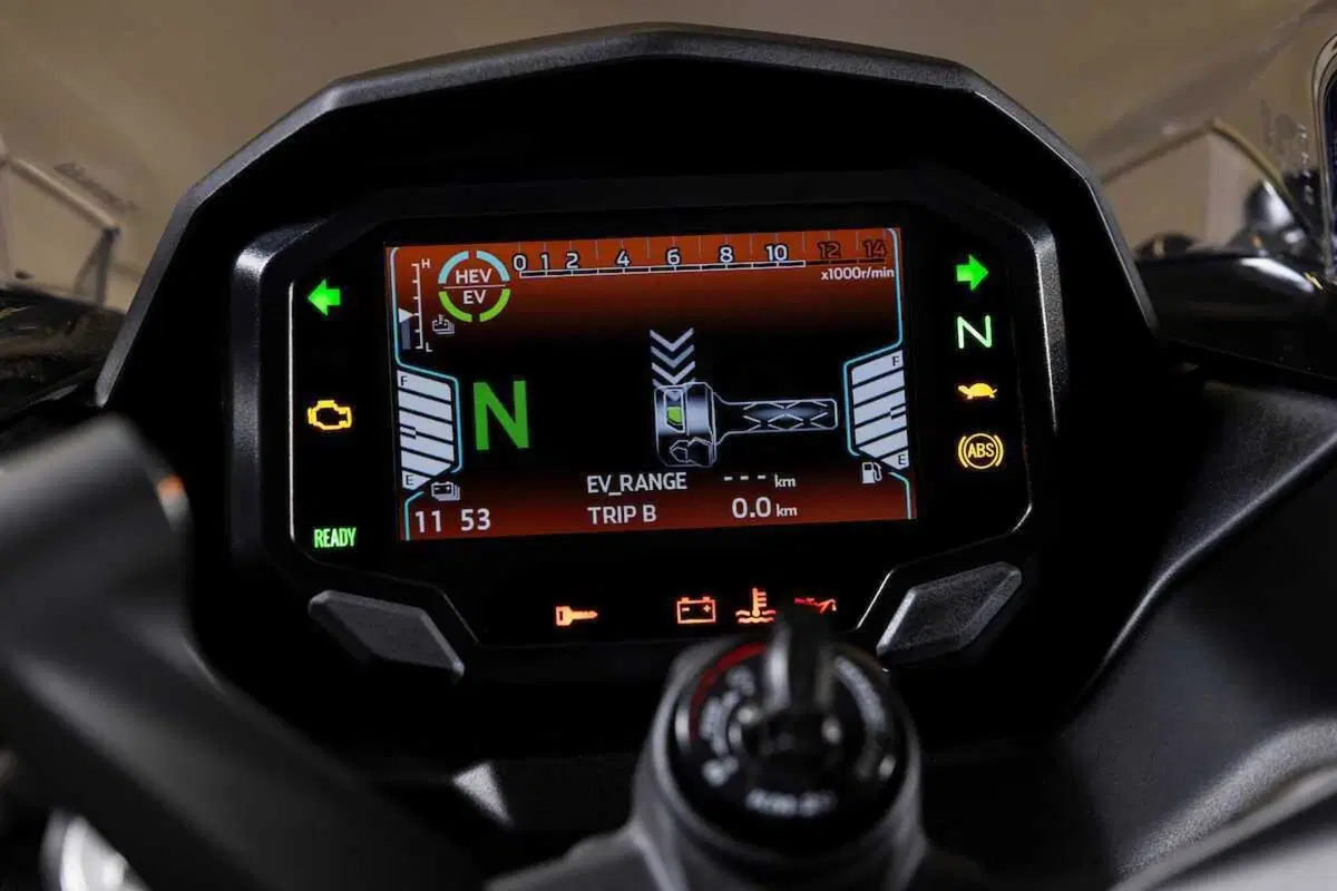 Kawasaki Ninja 7 Hybrid: il TEST della prima moto ibrida al mondo! (59)