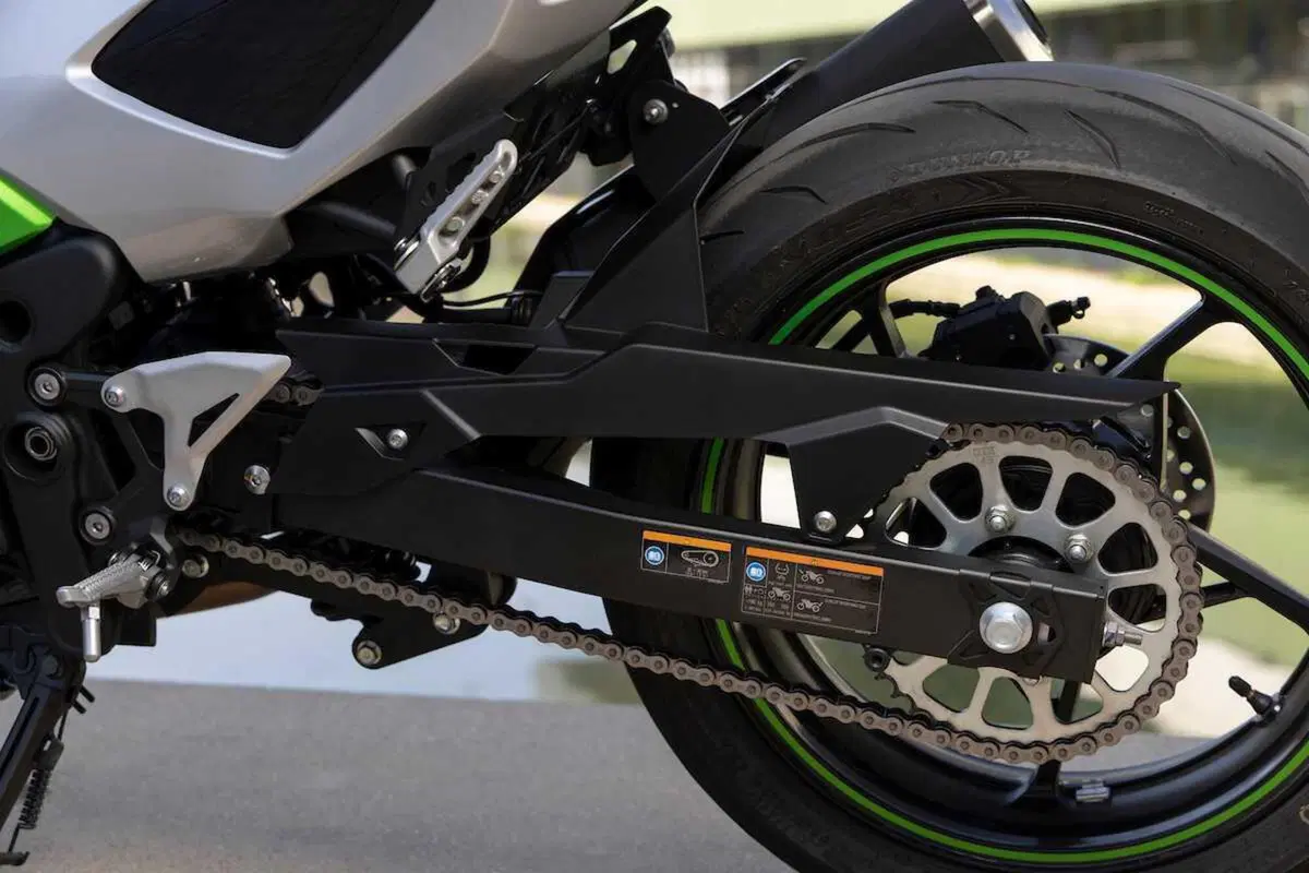 Kawasaki Ninja 7 Hybrid: il TEST della prima moto ibrida al mondo! (79)