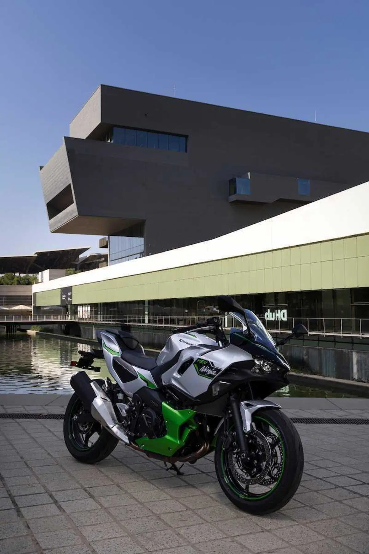 Kawasaki Ninja 7 Hybrid: il TEST della prima moto ibrida al mondo! (85)