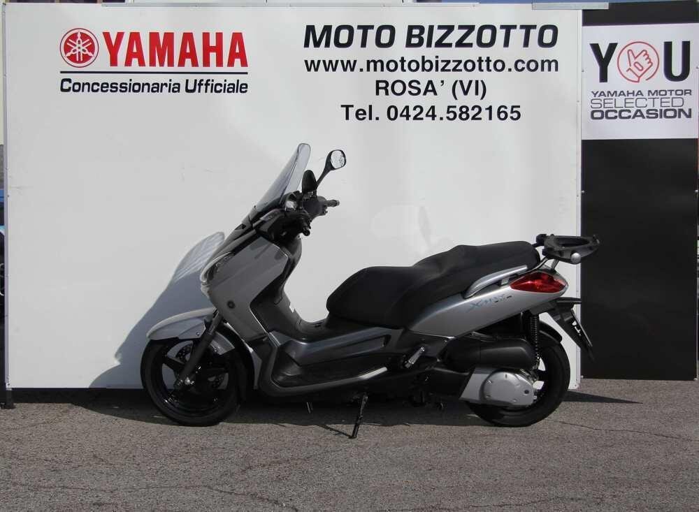 Yamaha X-Max 250 (2007 - 09) (2)