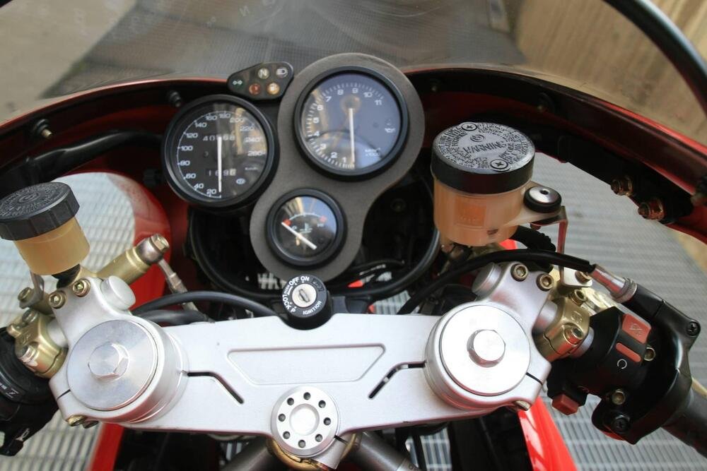 Ducati SuperSport 750 HF I.E.(1999 - 02) (5)