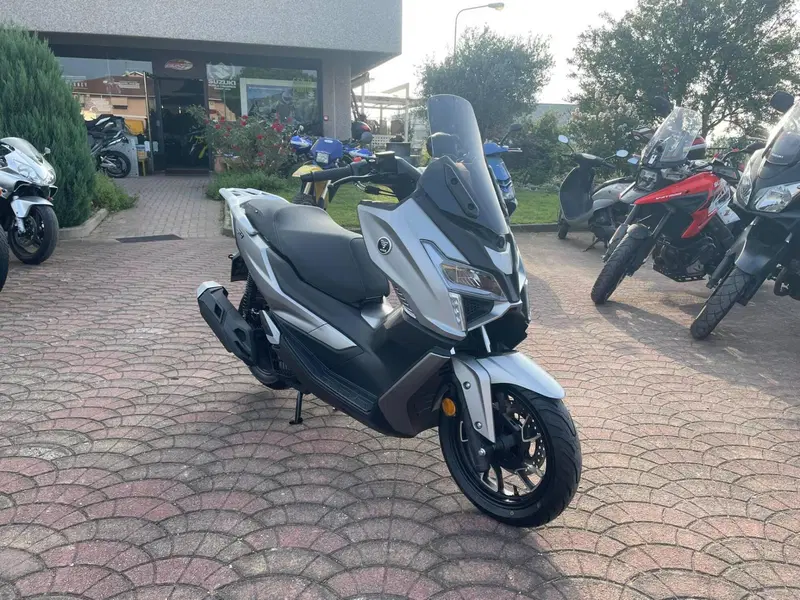 Voge Sfida SR1 (2023 - 26) (2)