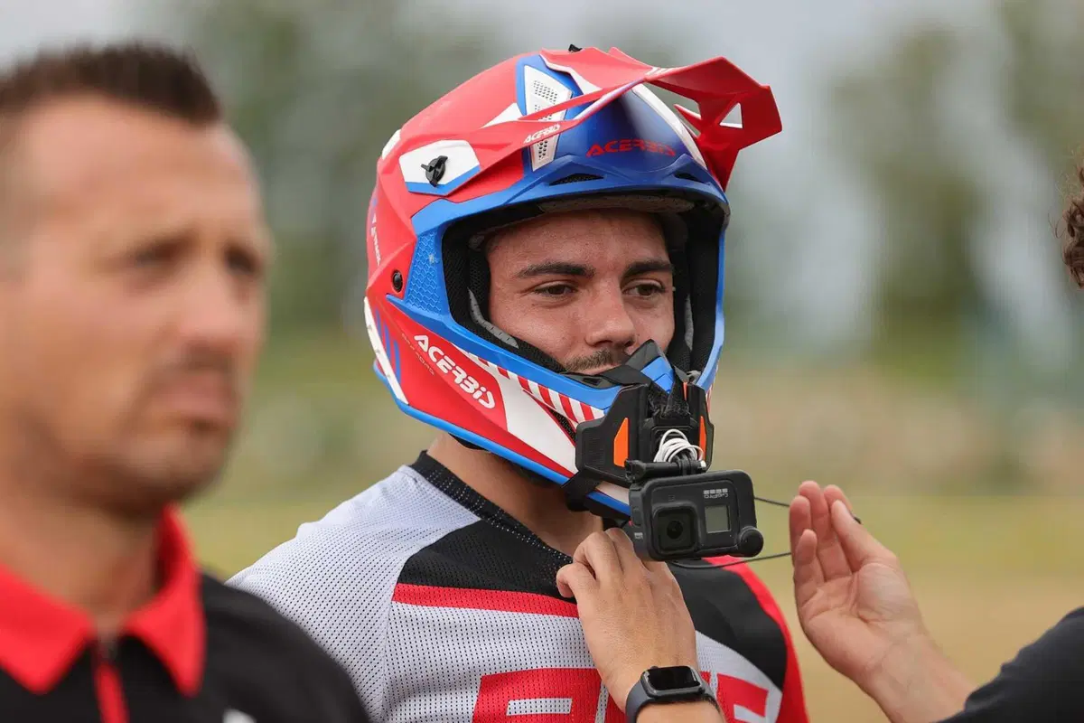 Honda CR500R 2t VS CRF450R 4t: chi vince in pista? Ecco l'incredibile risultato! (19)
