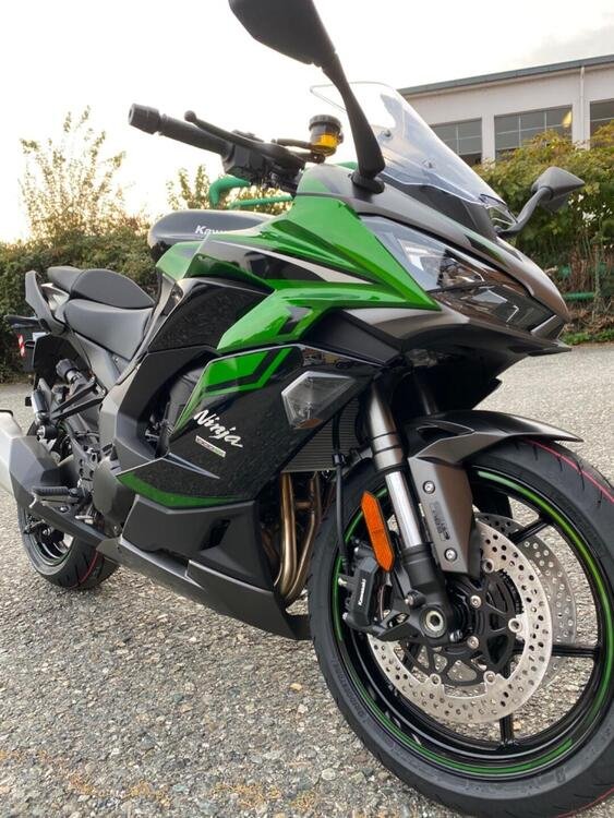 Kawasaki Ninja 1000 SX (2021 - 24) (2)