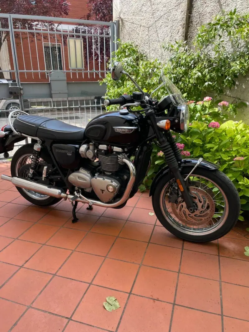 Triumph Bonneville T120 (2016 - 20)