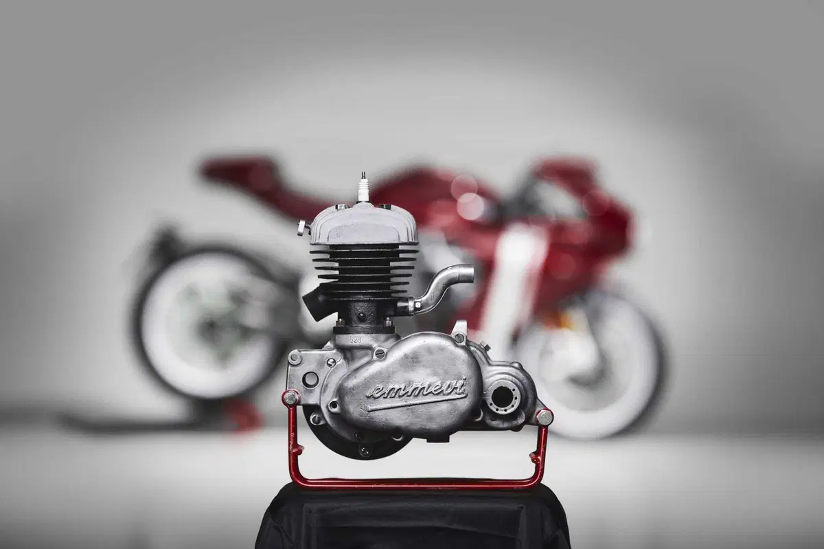MV Agusta Superveloce 98