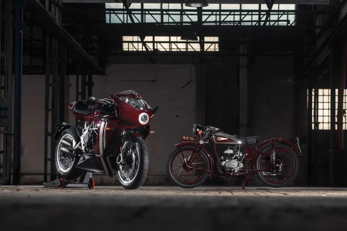 MV Agusta Superveloce 98: ode al passato (15)