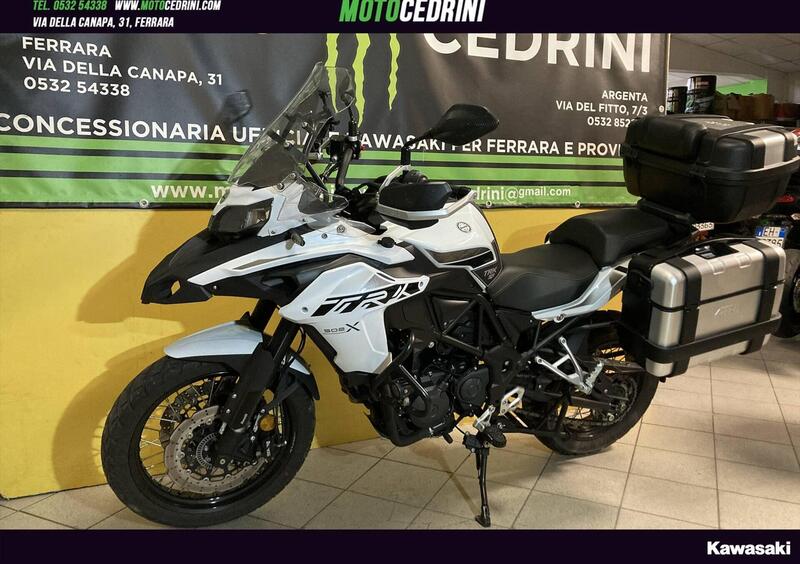 Benelli TRK 502 X 2020 prezzo, informazioni tecniche, foto e video 