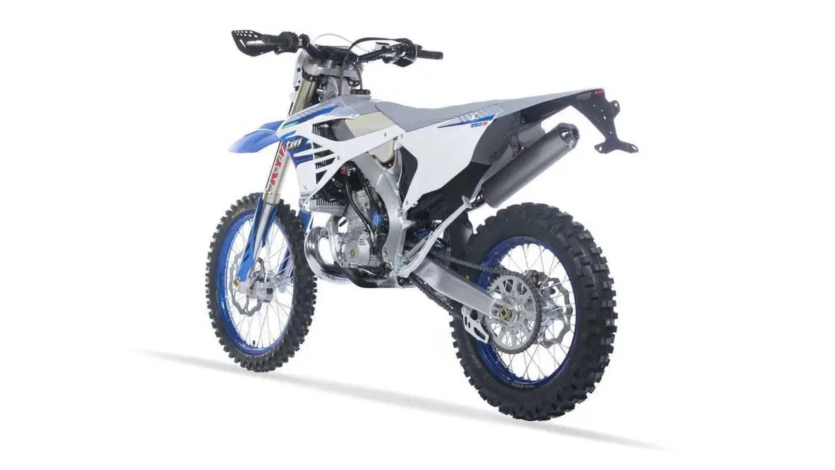 Tm Moto EN 250 EN 250 ES Fi 2T (2024) (4)