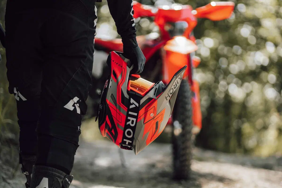 AIROH presenta il nuovo Twist 3 (5)