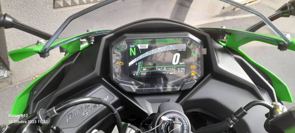 Kawasaki Ninja ZX-4RR (2024) (4)