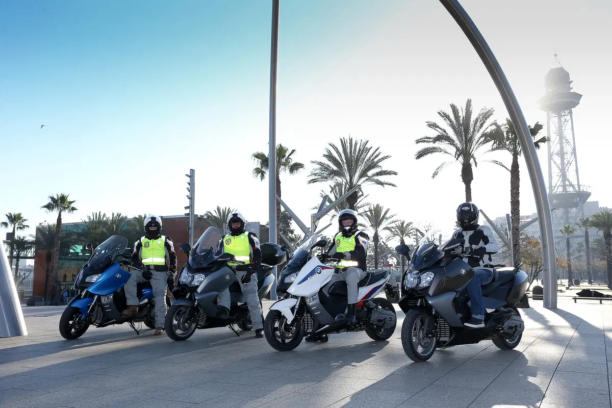 BMW e Moto.it in viaggio con gli Eroi dei 5 mondi