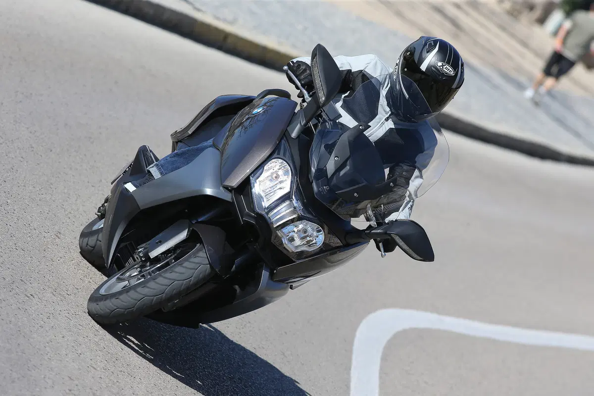 BMW e Moto.it in viaggio con gli Eroi dei 5 mondi (6)