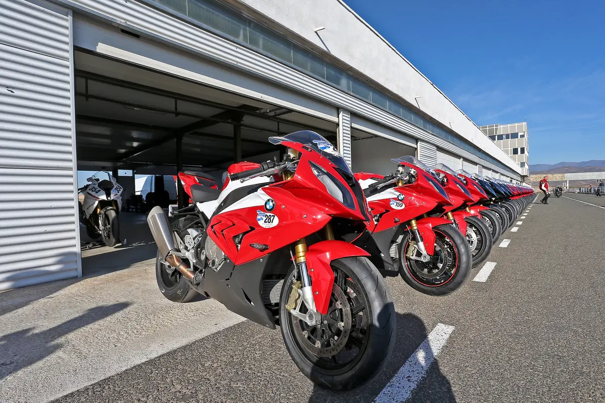 BMW e Moto.it in viaggio con gli Eroi dei 5 mondi (23)