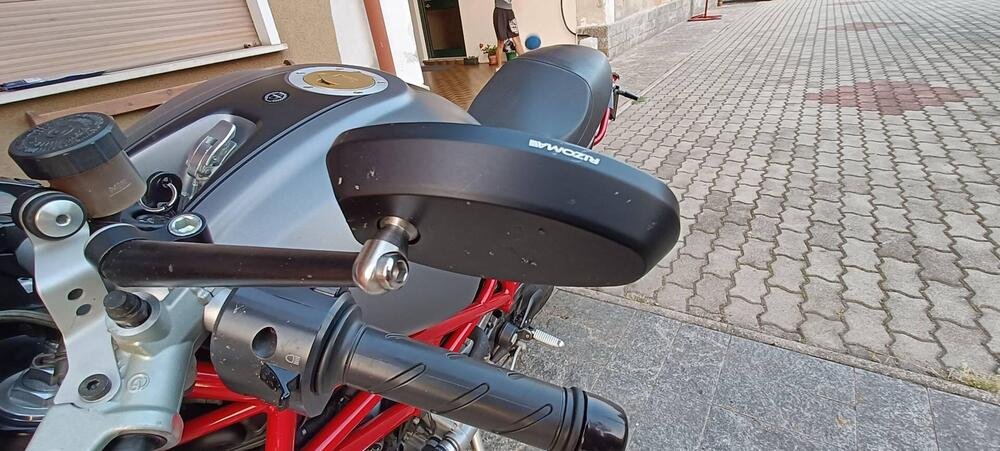 Ducati Monster S4R Testastretta (5)