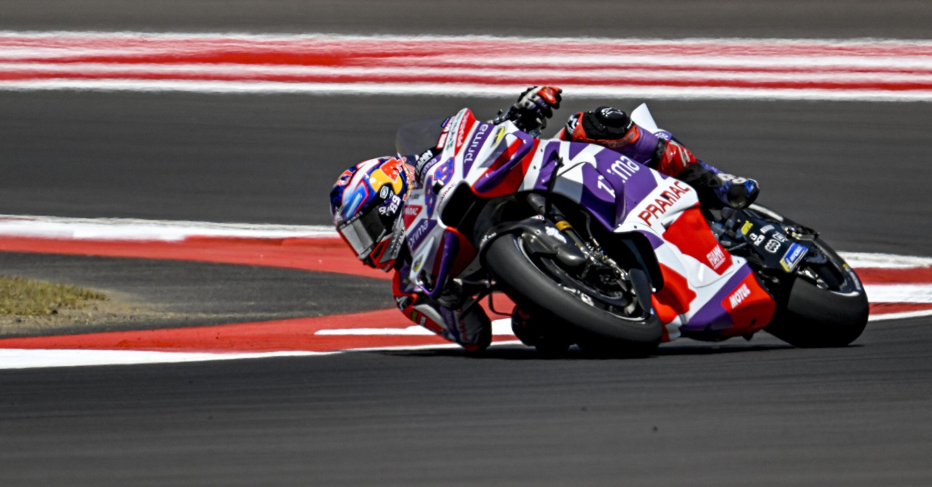 MotoGP 2023. GP dell&#039;Indonesia. Sprint: per Jorge Martin vittoria e primato in classifica
