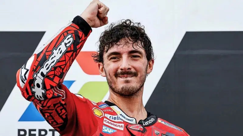 MotoGP 2023. GP dell'Indonesia. Pecco Bagnaia da 13esimo a primo: "Ci meritavamo una gara cos&igrave;!"