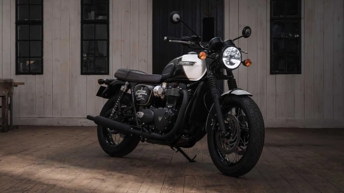 Triumph Bonneville T120 Bonneville T120 Black DGR Limited Edition (2023) (2)