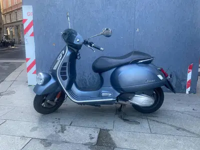 Vespa Sei Giorni 300 Hpe (2019) usata