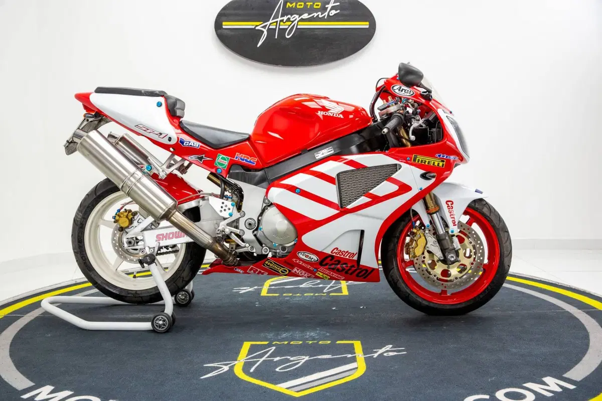 Honda VTR 1000 SP-1 (2000 - 01) (8)